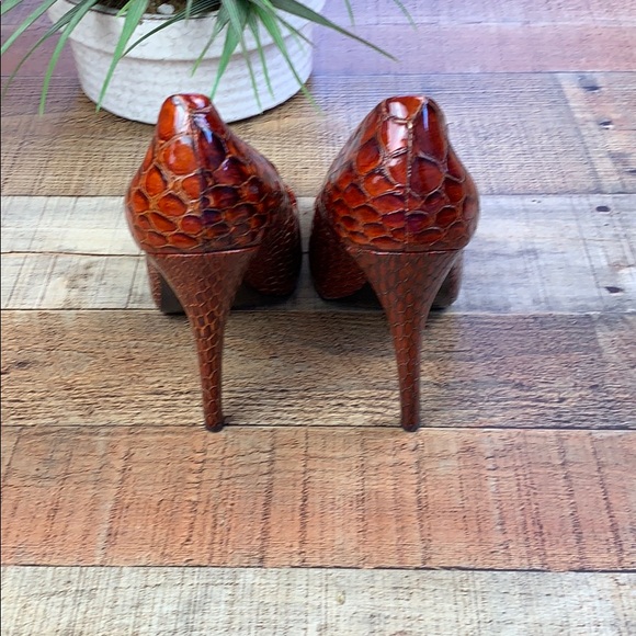 Jessica Simpson Python Heels! - Picture 4 of 6